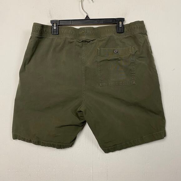 Duluth Trading Co Men's Green Pull On Shorts Size 40 - Picture 4 of 6